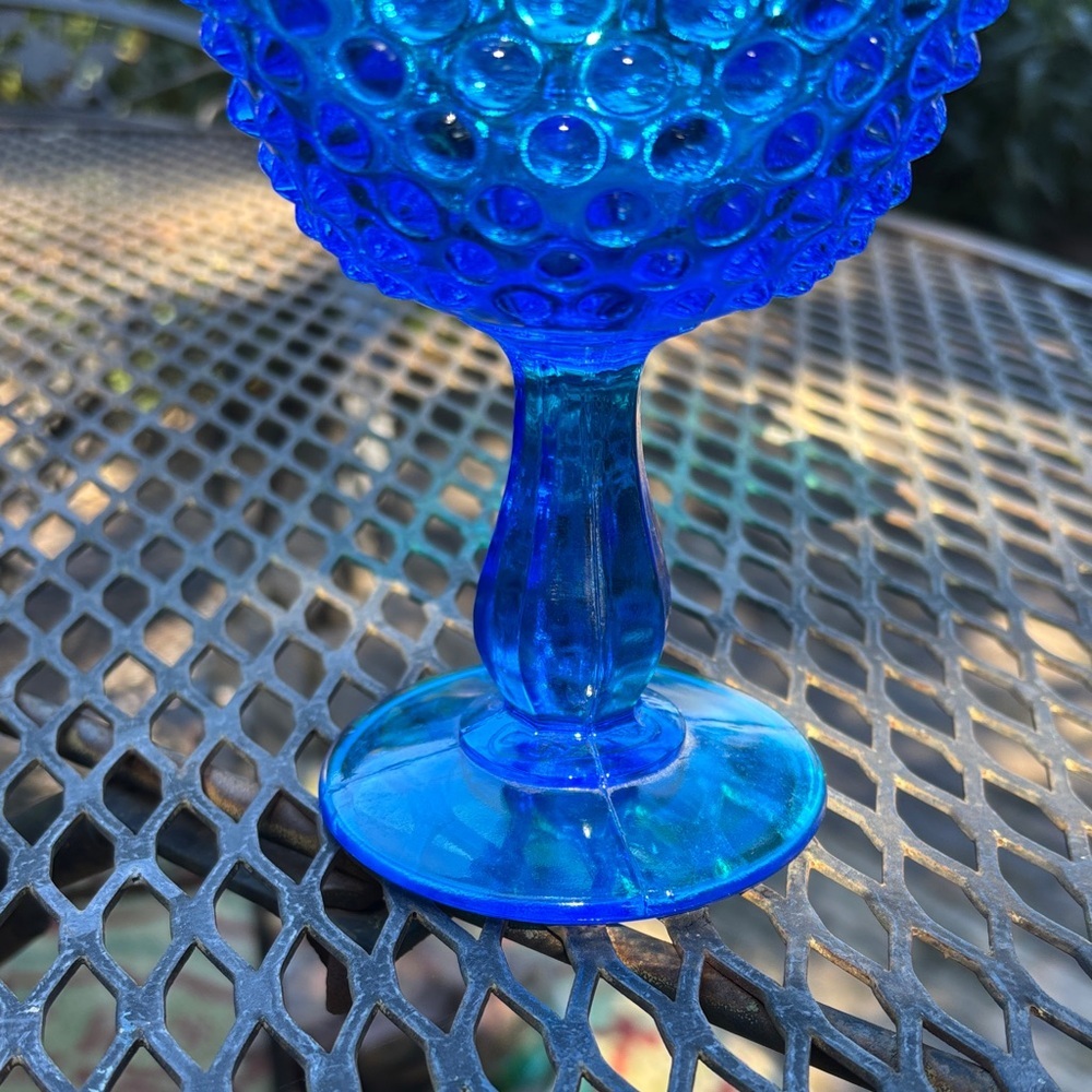 SOLD!! Fenton Colonial Blue Hobnail Ruffled Edge Compote dish - Picture 4 of 9